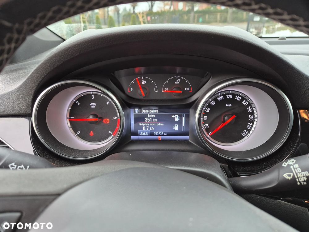 Opel Astra 1.6 D (CDTI) Start/Stop Innovation - 39