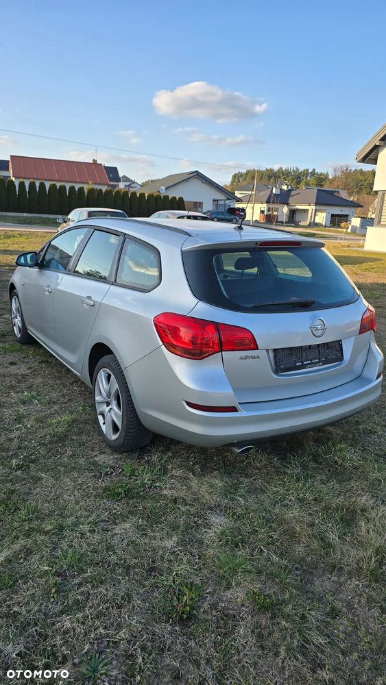 Opel Astra 1.4 Turbo Edition - 4