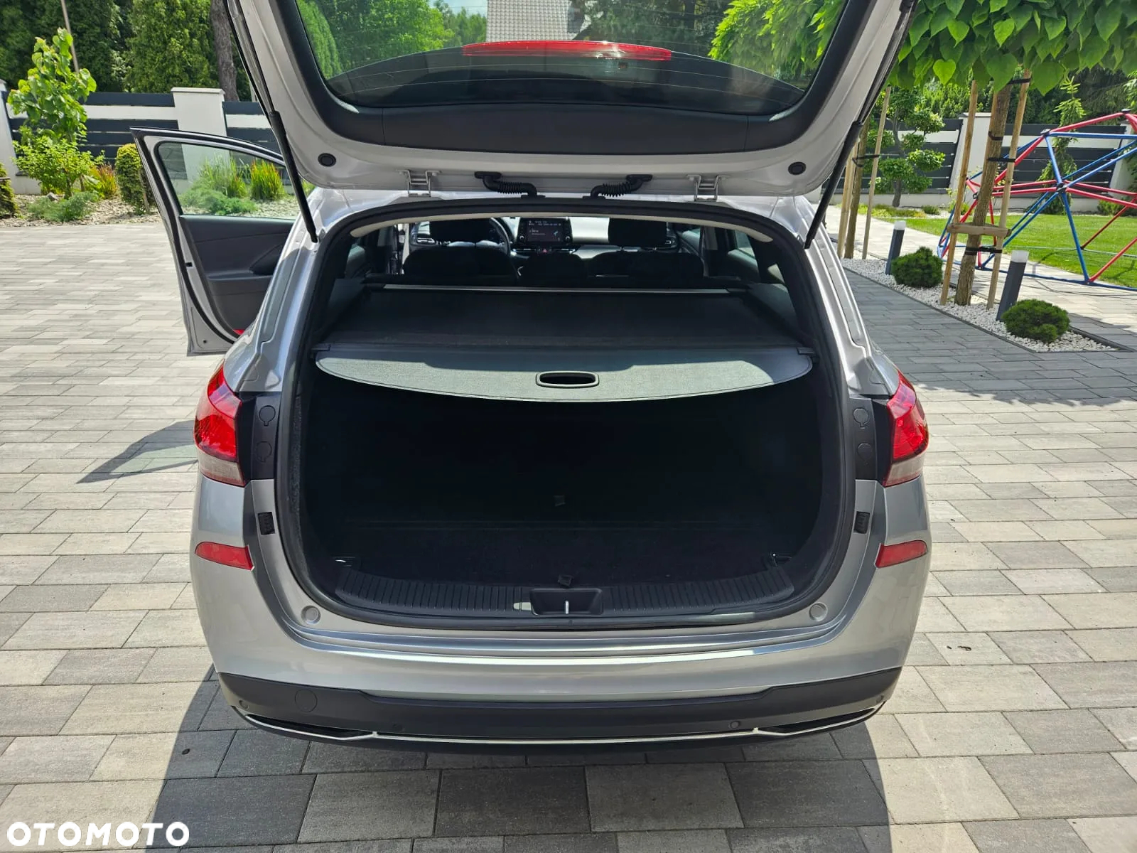 Hyundai i30 1.6 D Classic + - 23