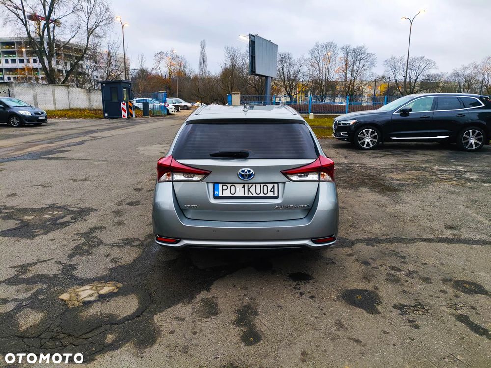 Toyota Auris Hybrid 135 Active - 5