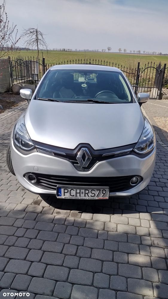 Renault Clio 1.2 16V 75 Life - 25