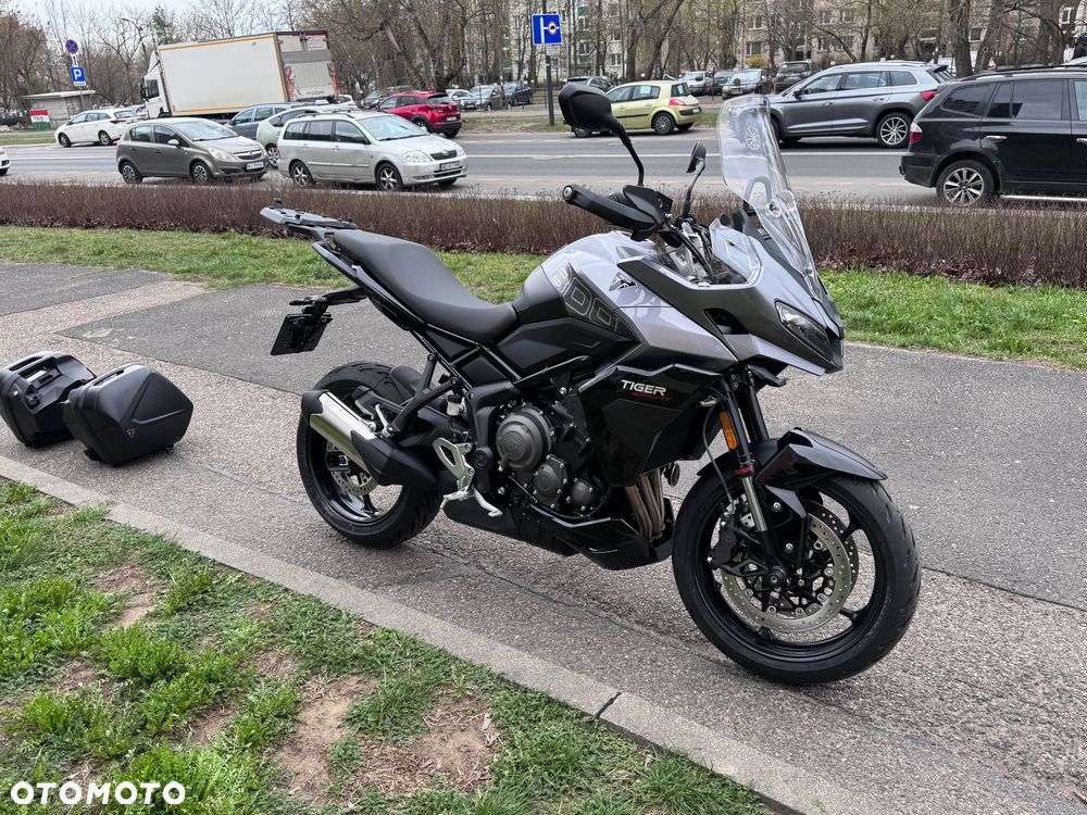 Triumph Tiger - 7