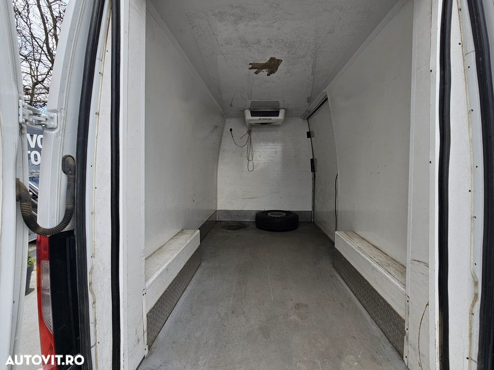Mercedes-Benz Sprinter - 8