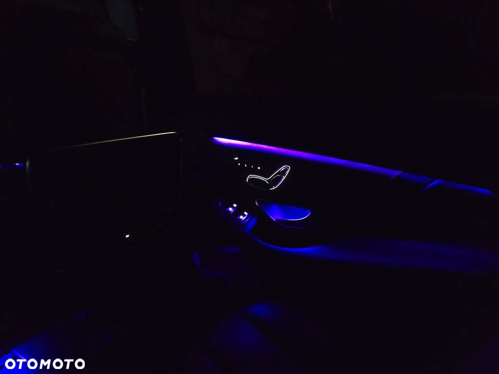 Mercedes-Benz Klasa S 500 L 4Matic 7G-TRONIC - 32