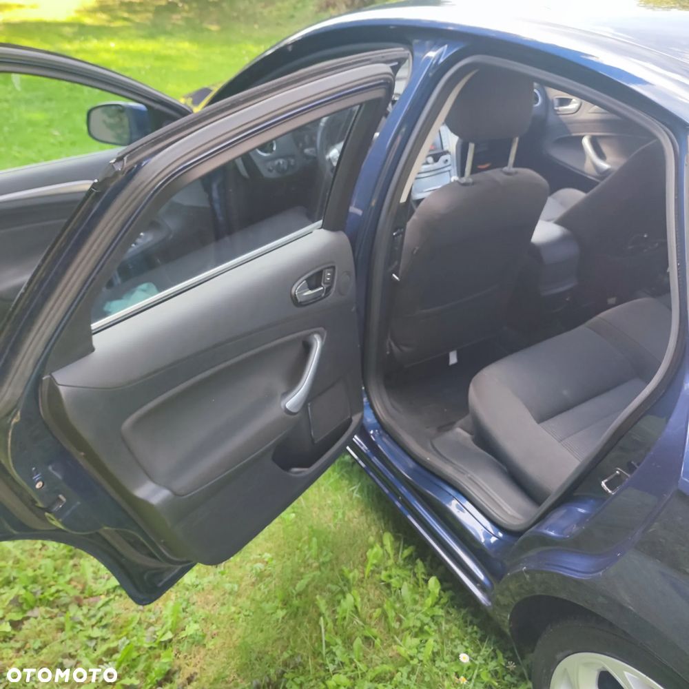 Ford Mondeo 2.0 Titanium X - 11