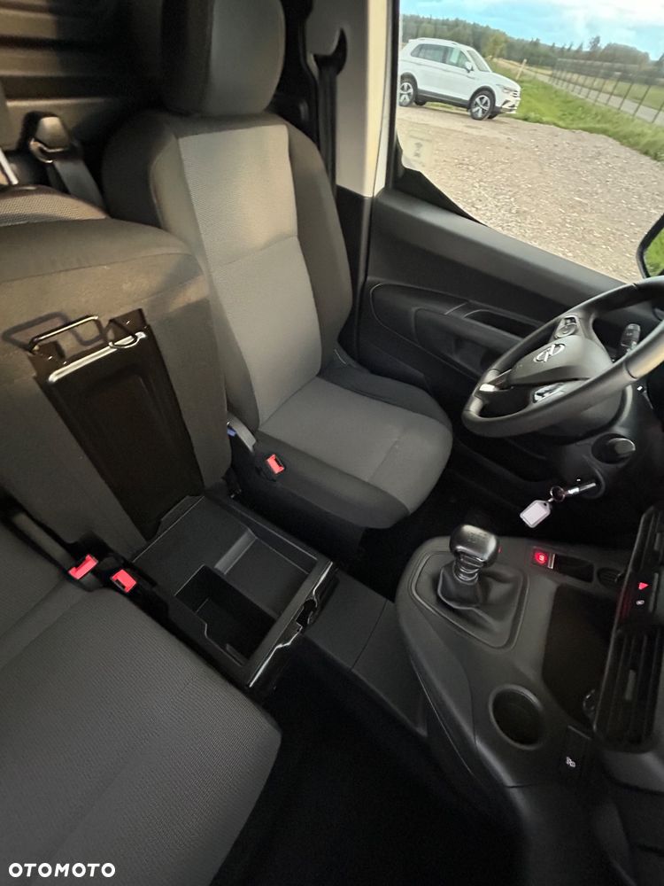 Opel Combo - 18