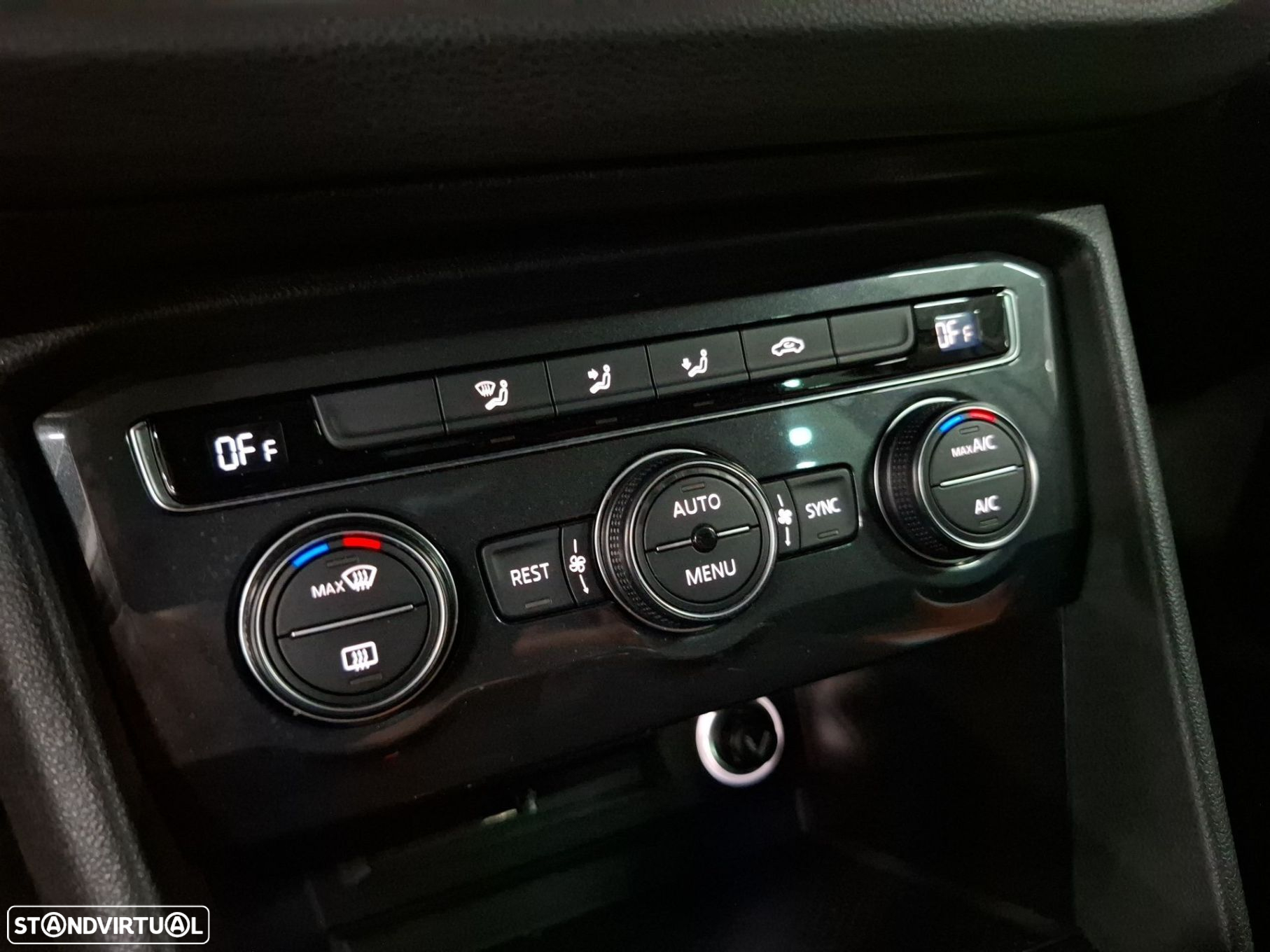 VW Tiguan 1.5 TSI Confortline - 19