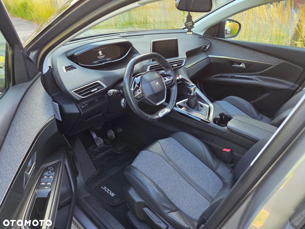 Peugeot 3008 - 14