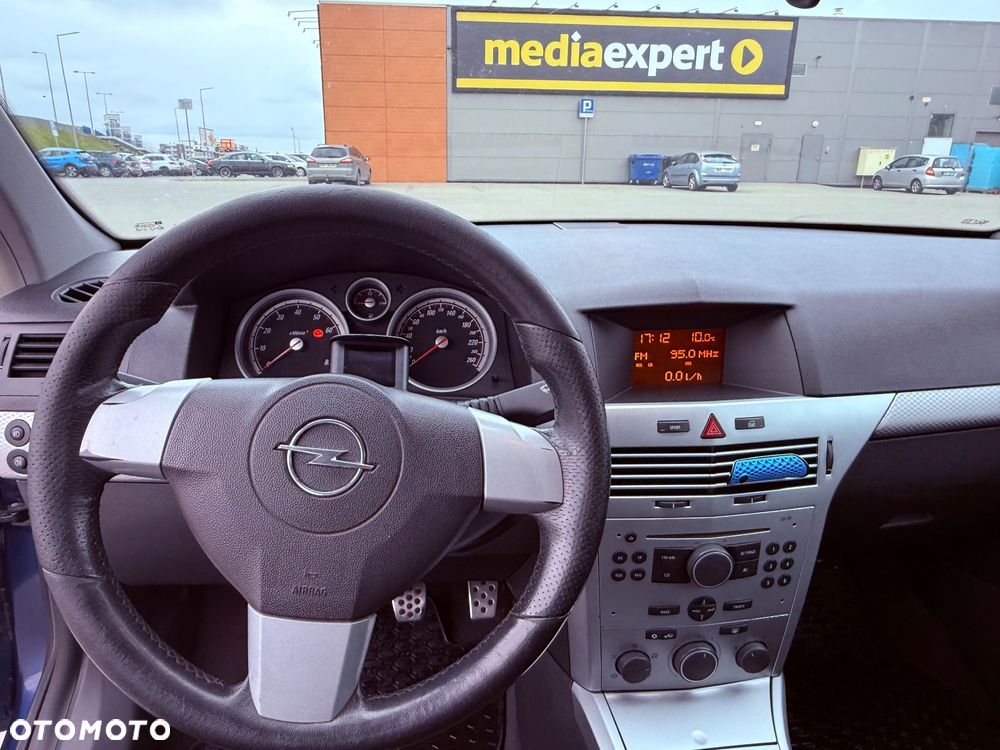 Opel Astra 1.8 Sport - 13