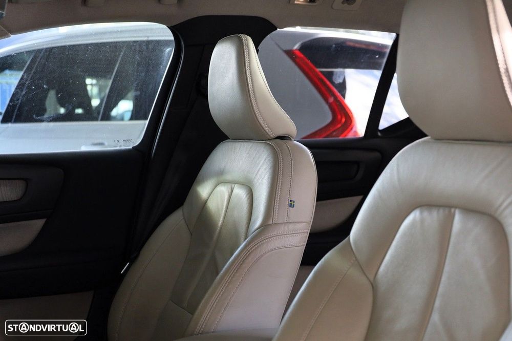 Volvo XC 40 1.5 T5 PHEV Inscription - 10