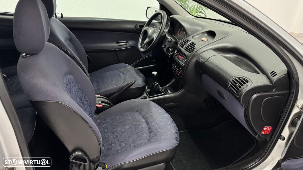 Peugeot 206 1.1 XR - 7