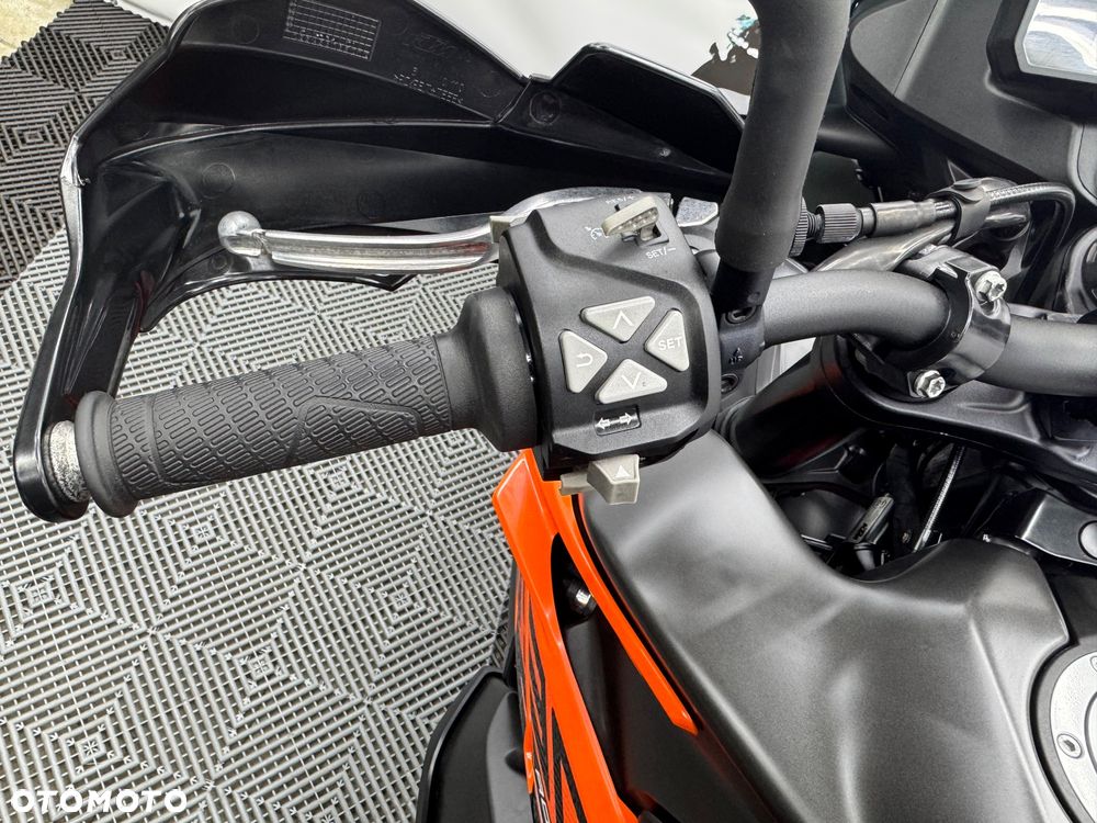KTM Adventure - 23