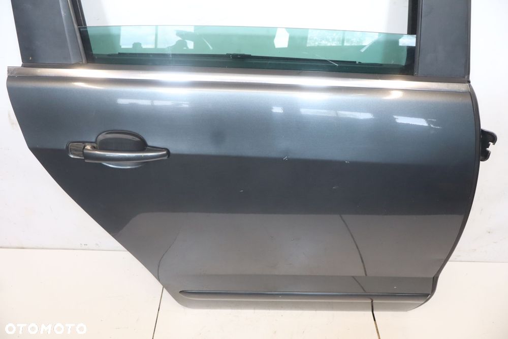DRZWI PRAWY TYŁ PEUGEOT 5008 I KTPD - 5
