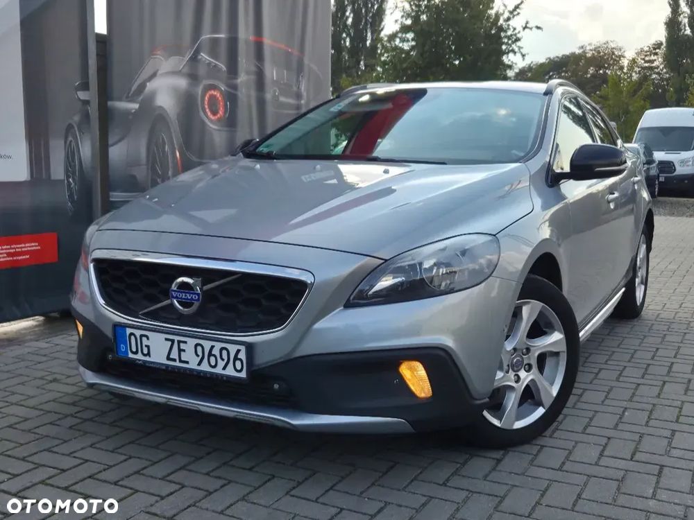 Volvo V40 Cross Country D3 Drive-E Momentum - 1