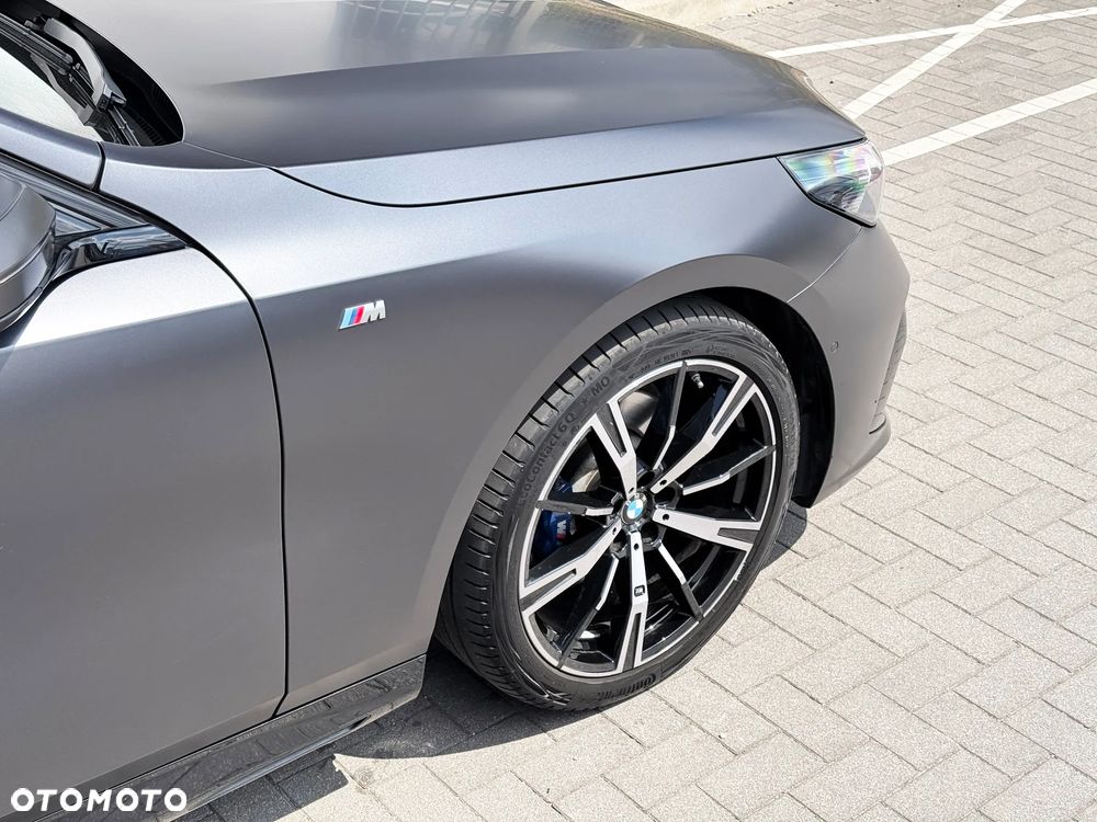 BMW Seria 5 520d xDrive - 12