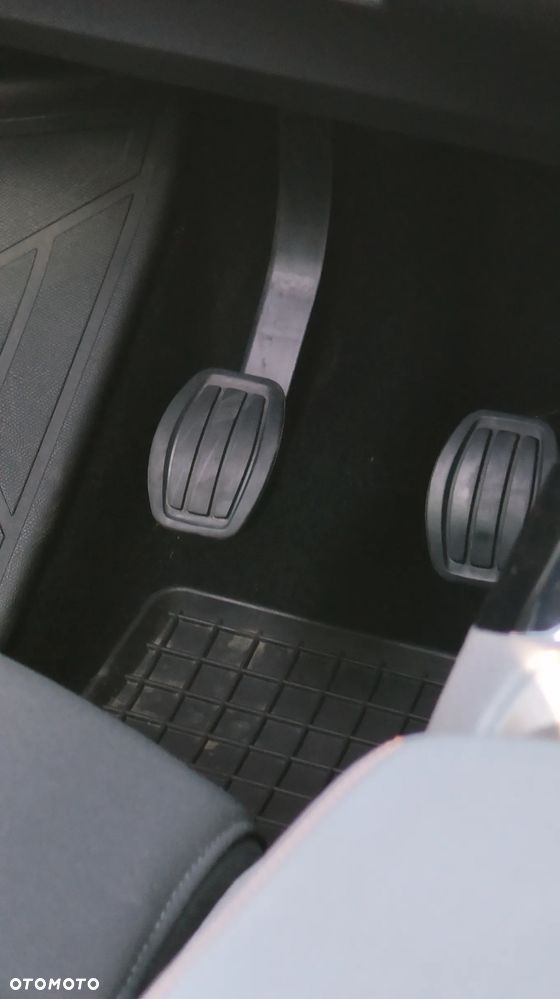 Peugeot 3008 1.2 PureTech Allure S&S - 15