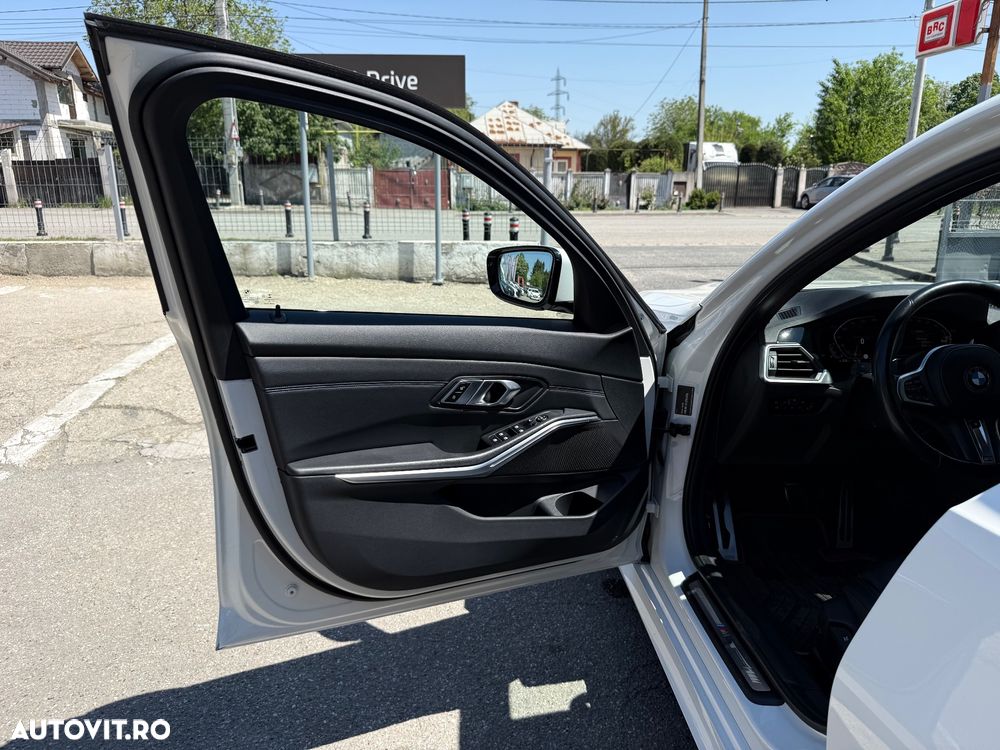 BMW Seria 3 320i Aut. Edition M Sport Shadow - 30