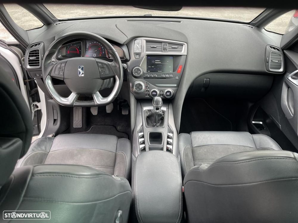 DS DS5 1.6 BlueHDi So Chic - 24