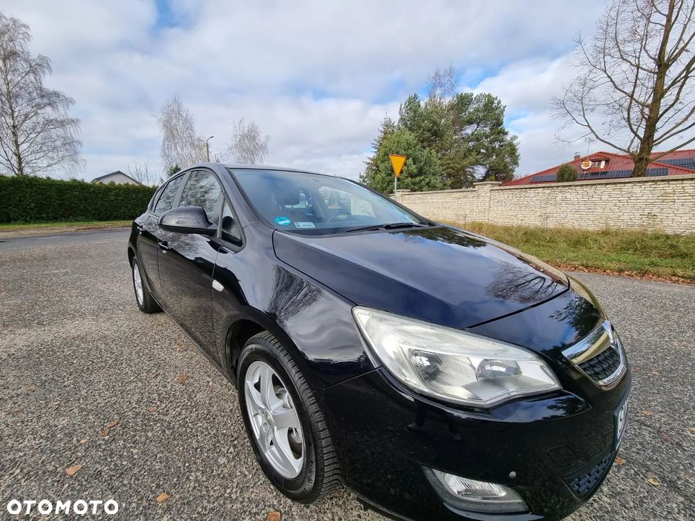 Opel Astra 1.4 T Enjoy S&S - 16