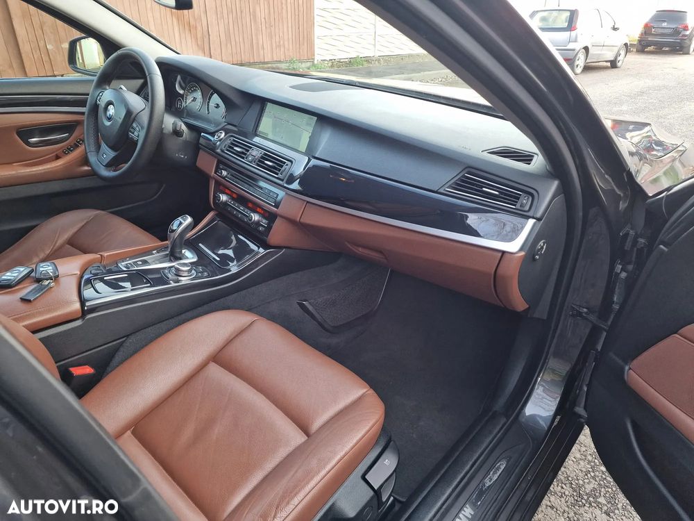 BMW Seria 5 520d Gran Turismo - 7