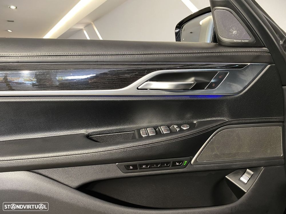 BMW 730 d Auto - 17
