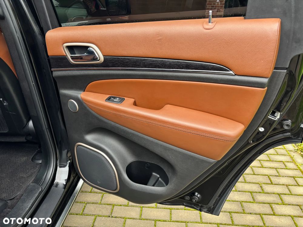 Jeep Grand Cherokee 5.7 V8 HEMI Summit - 13