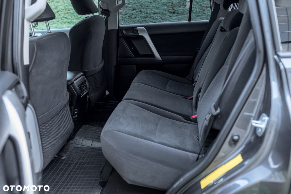 Toyota Land Cruiser LC 2.8 D-4D Prado - 15