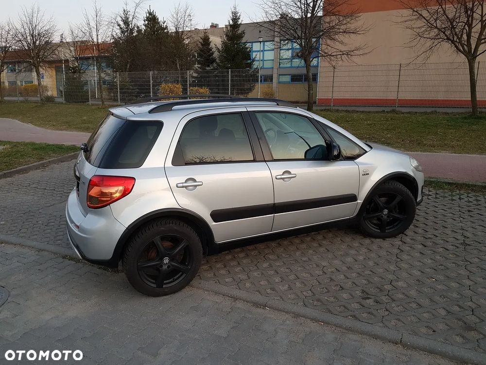 Suzuki SX4 1.9 DDiS DPF 4x2 Comfort - 5