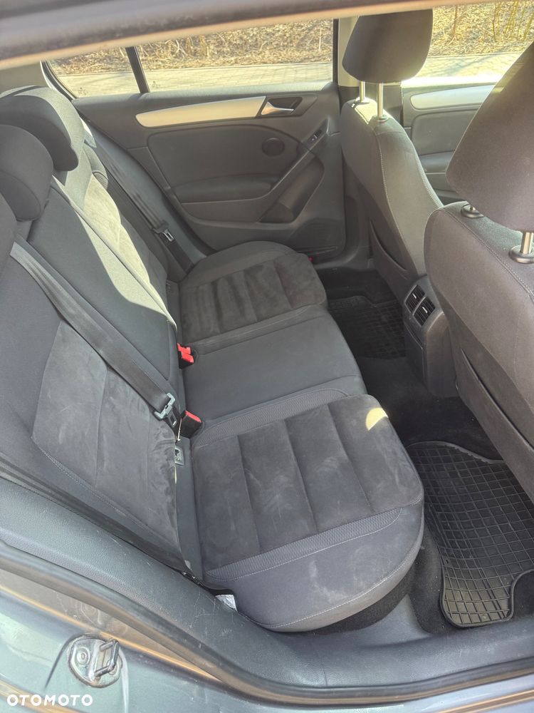 Volkswagen Golf 2.0 TDI DPF DSG Comfortline - 9