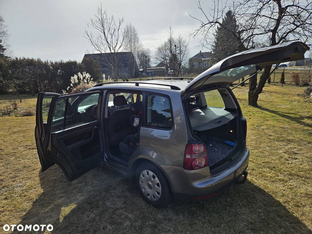 Volkswagen Touran 1.9 TDI - 6