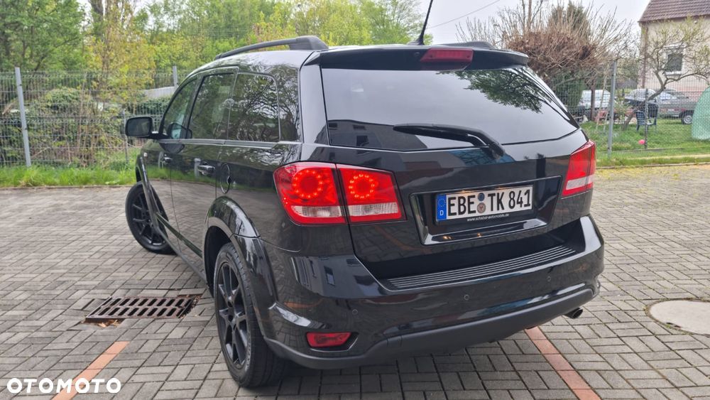 Fiat Freemont 2.0 Multijet 16V DPF Automatik Allrad Black Code - 4