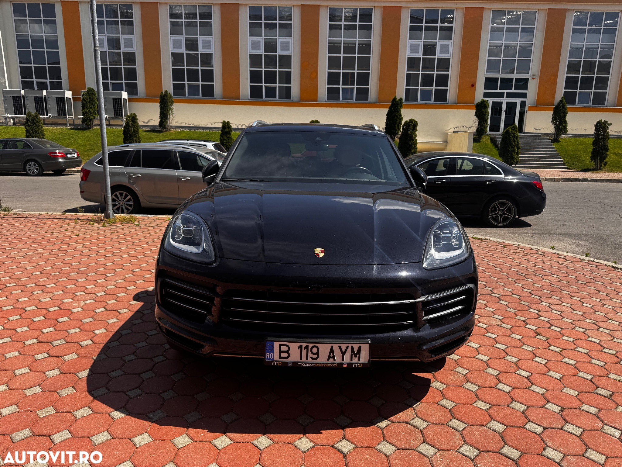 Porsche Cayenne Standard - 3