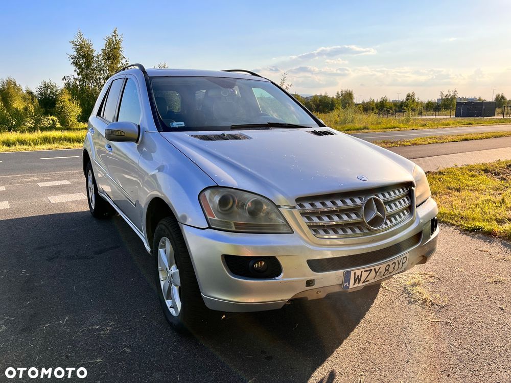 Mercedes-Benz ML 500 4-Matic - 11