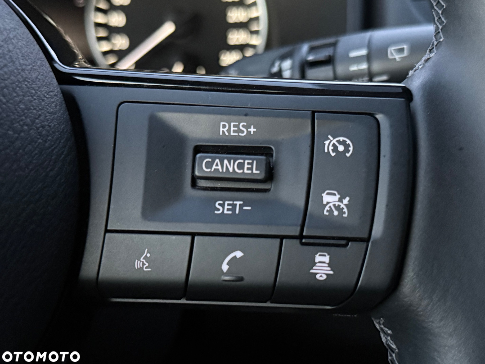 Nissan Qashqai 1.3 DIG-T N-Connecta EU6d - 33