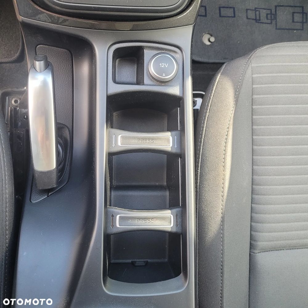 Ford C-MAX - 16