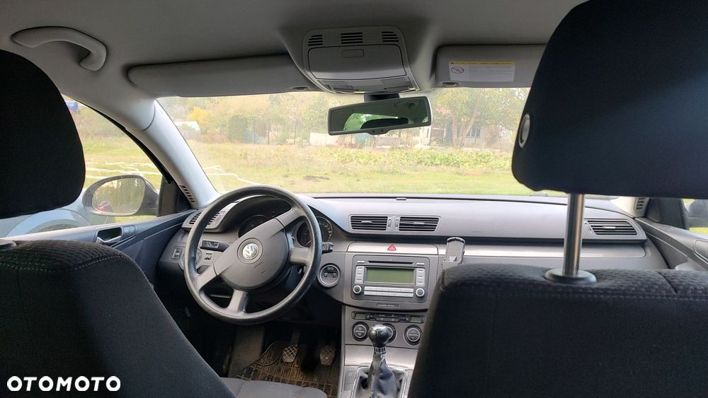 Volkswagen Passat - 3