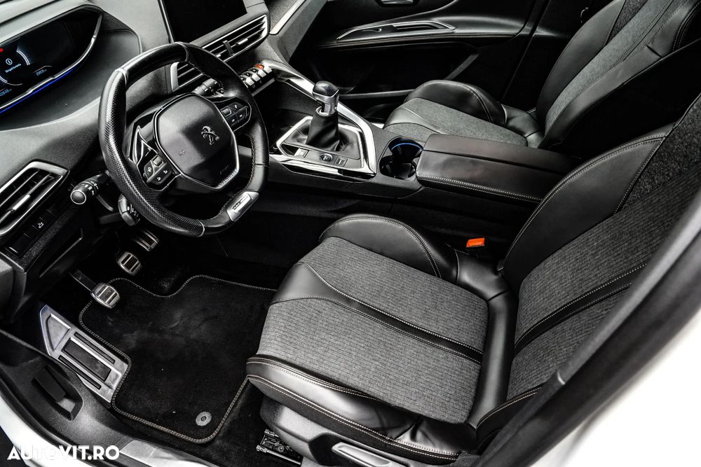 Peugeot 5008 1.2 Puretech Turbo s&s GT-Line - 11