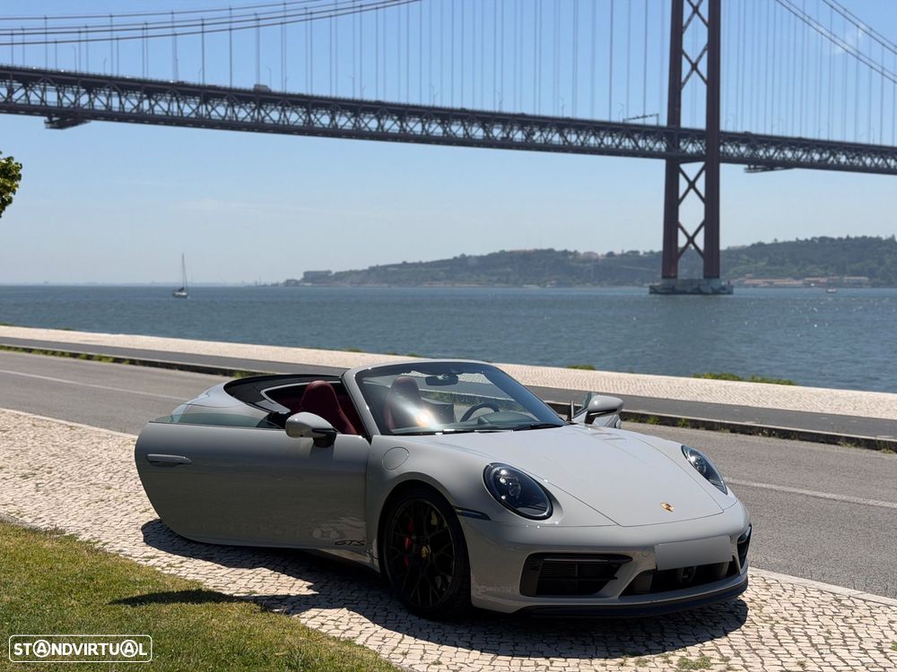 Porsche 911 (992) - 24