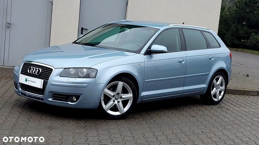 Audi A3 Sportback 2.0 TDI Attraction - 2