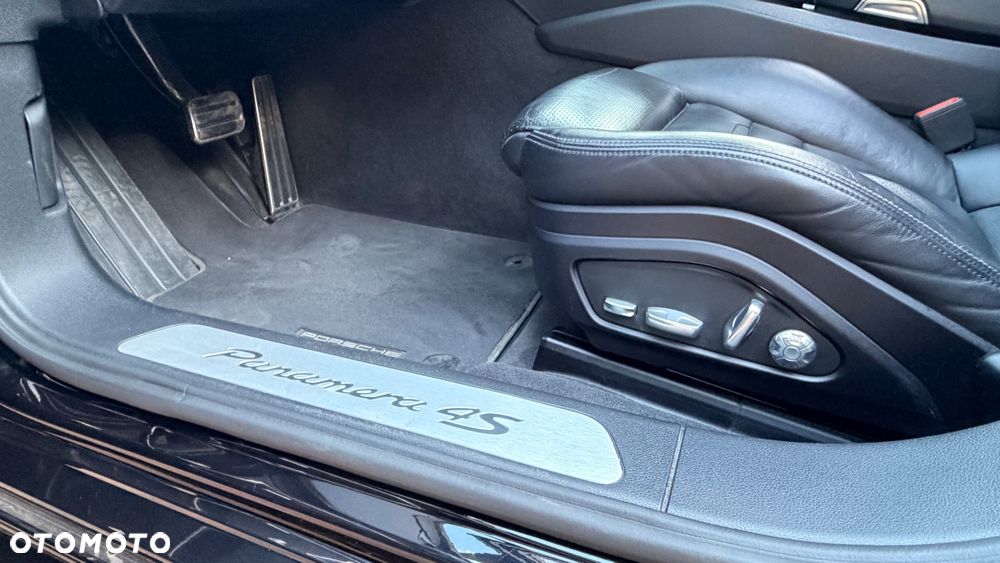 Porsche Panamera 4S Diesel - 11