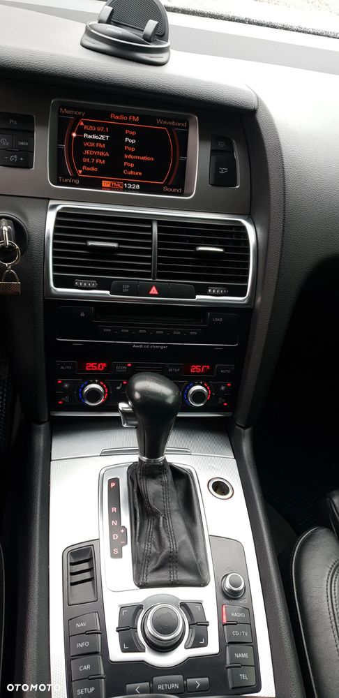 Audi Q7 3.0 TDI DPF quattro tiptronic - 17