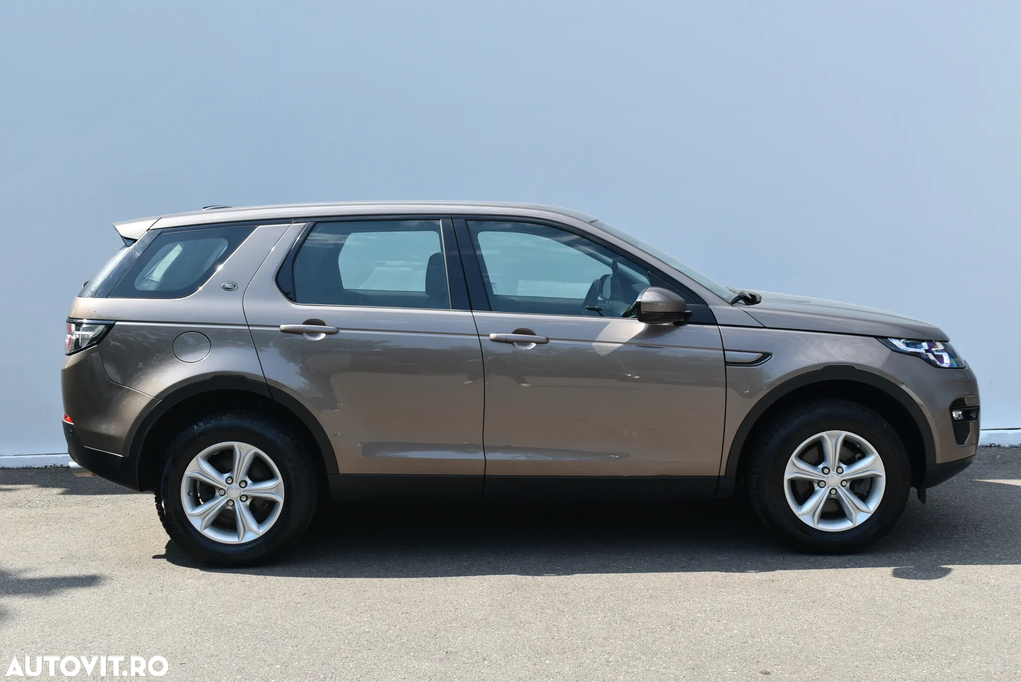 Land Rover Discovery Sport 2.0 l TD4 HSE - 13