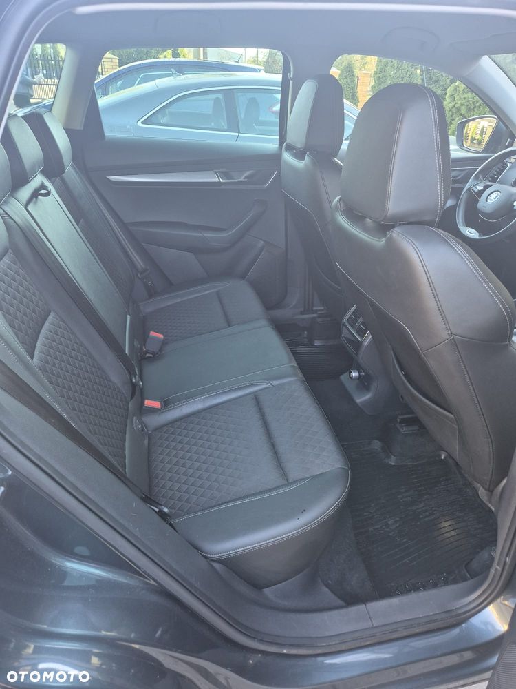 Skoda Karoq 1.6 TDI SCR 4x2 Style DSG - 9