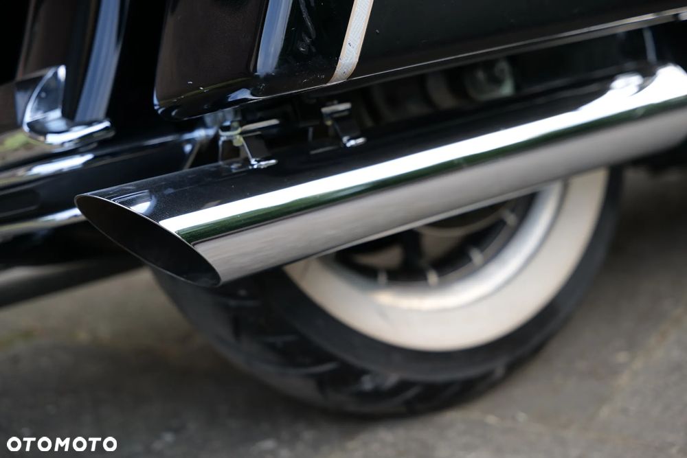 Harley-Davidson Touring Road King - 13