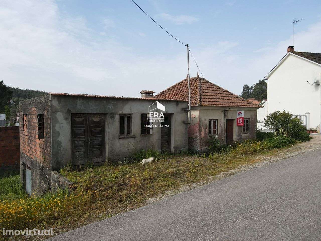 Moradia T3 localizada em Urqueira, Ourém - Grande imagem: 3/18