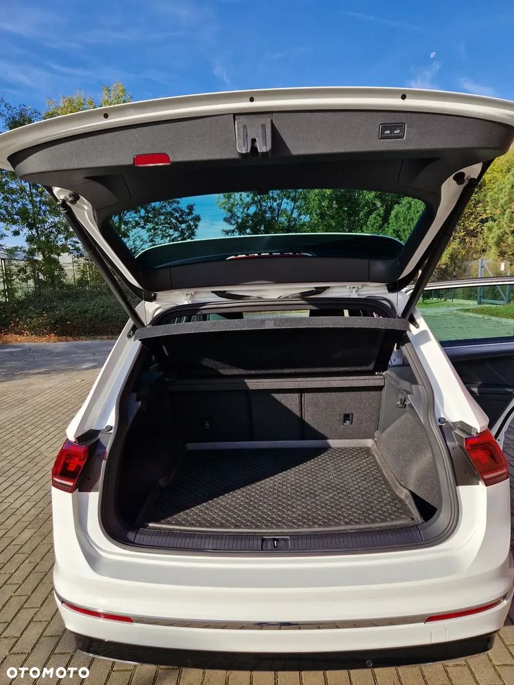 Volkswagen Tiguan - 11