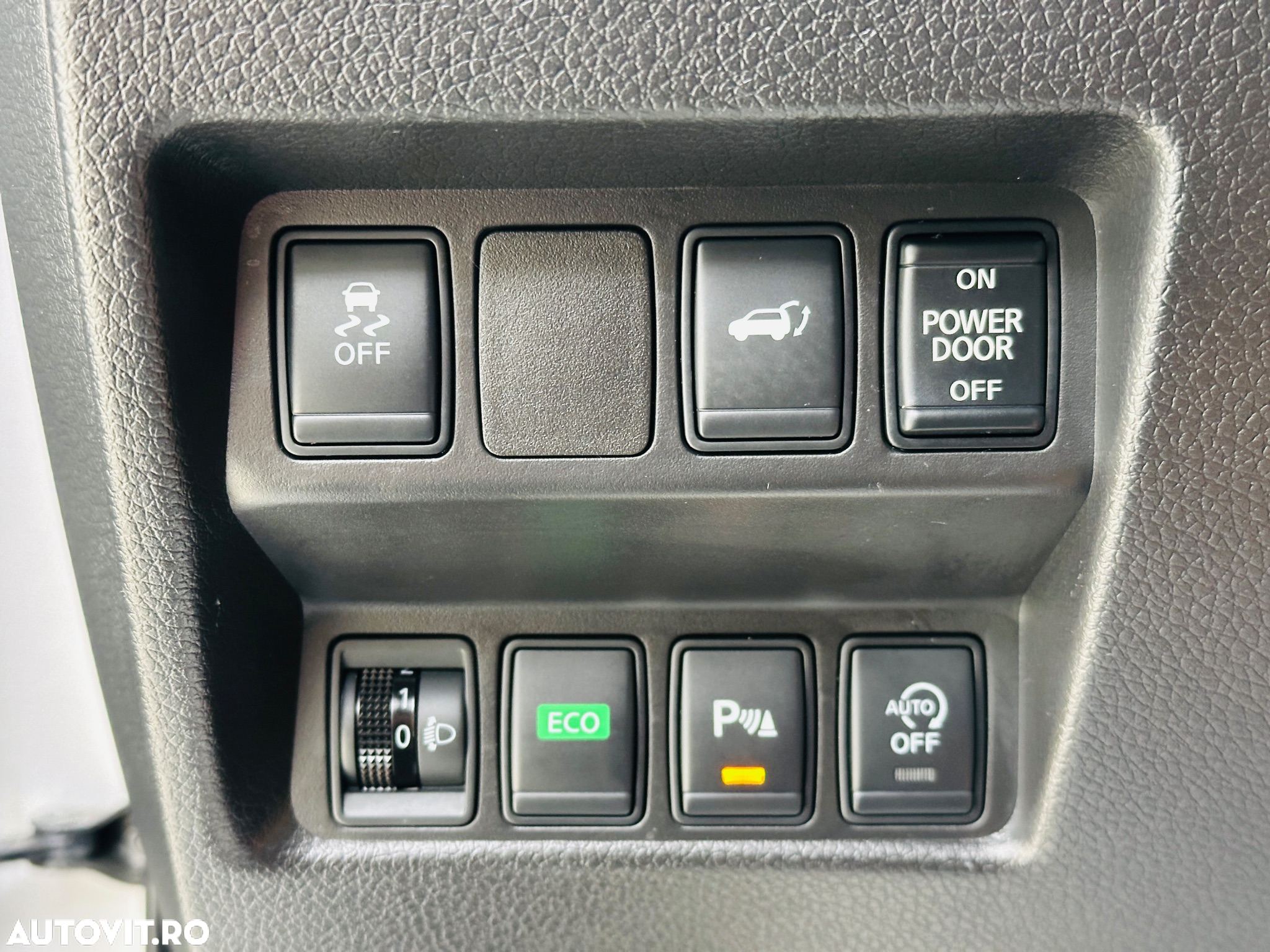 Nissan X-Trail - 30