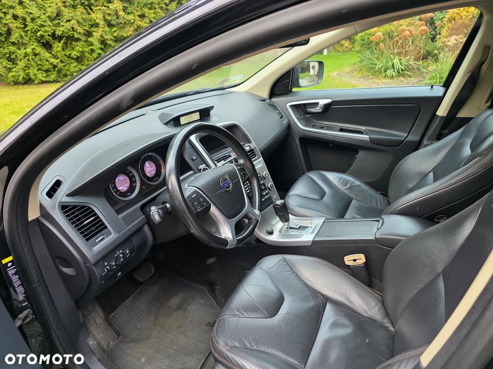 Volvo XC 60 D5 AWD Summum - 7