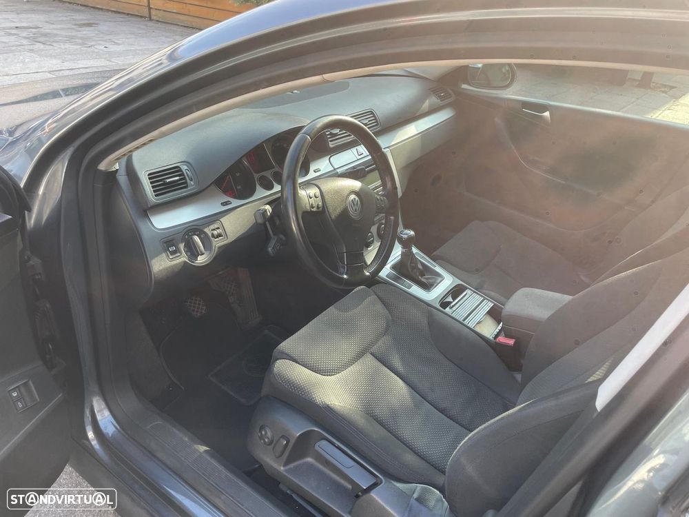VW Passat Variant 2.0 TDI Confortline - 3