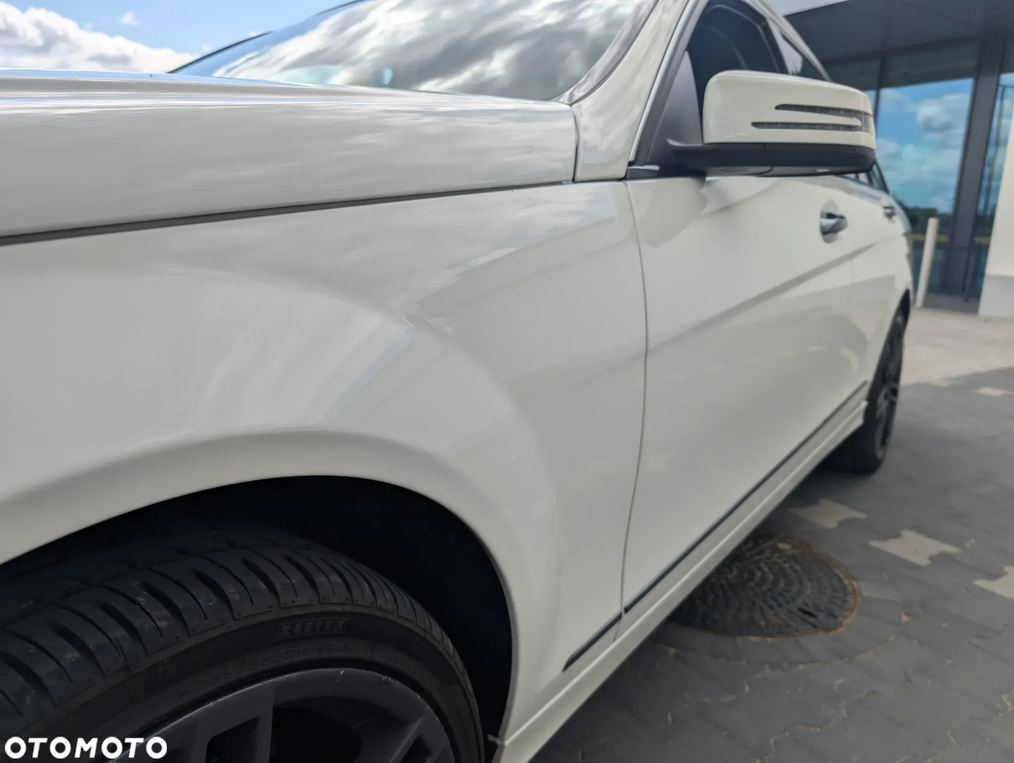 Mercedes-Benz Klasa C 180 T CGI Automatik BlueEFFICIENCY Avantgarde - 9
